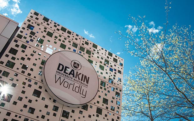 Cử nhân truyền thông chuyên ngành báo chí - ĐH Deakin