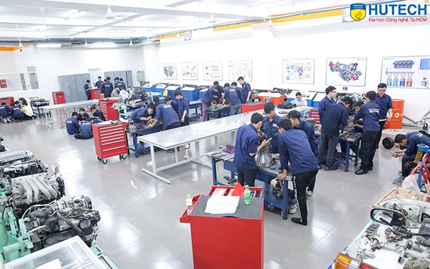 HUTECH công bố điểm trúng tuyển học bạ đợt 30-6 - Ảnh 1 HUTECH công bố điểm trúng tuyển học bạ đợt 30-6 - Ảnh 1