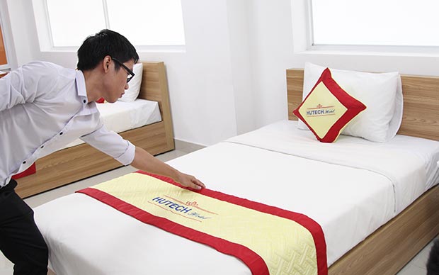 HUTECH công bố điểm trúng tuyển học bạ đợt 30-6 - Ảnh 3 HUTECH công bố điểm trúng tuyển học bạ đợt 30-6 - Ảnh 3